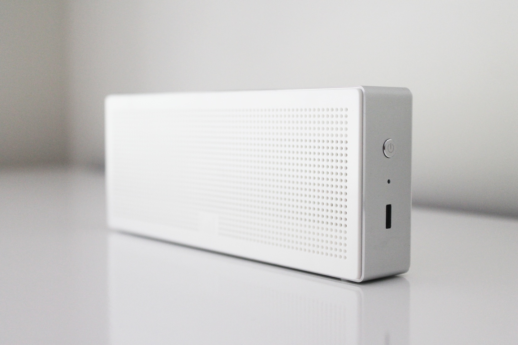 speaker-02